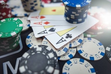 Slot game interface showing game selection and payout guide